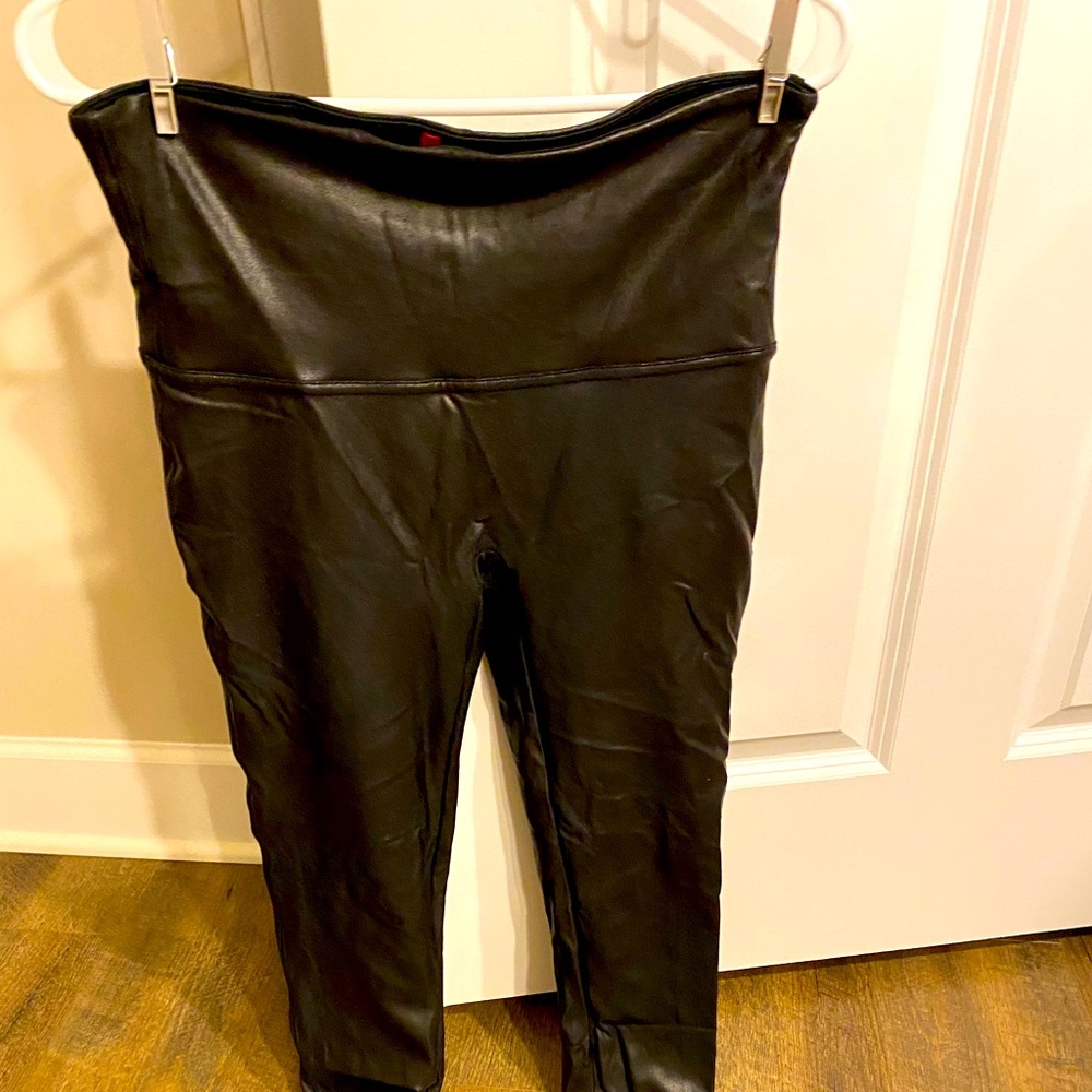 Spanx faux leather leggings EUC
